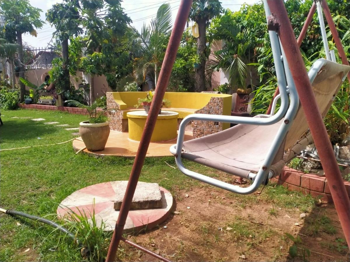 Babajay Family Home Dar es Salaam Exteriör bild